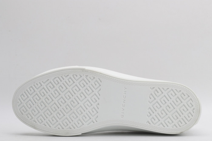 gi_venchy sneaker