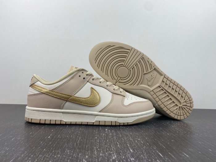 nike dunk low wmns gold dx5930-001