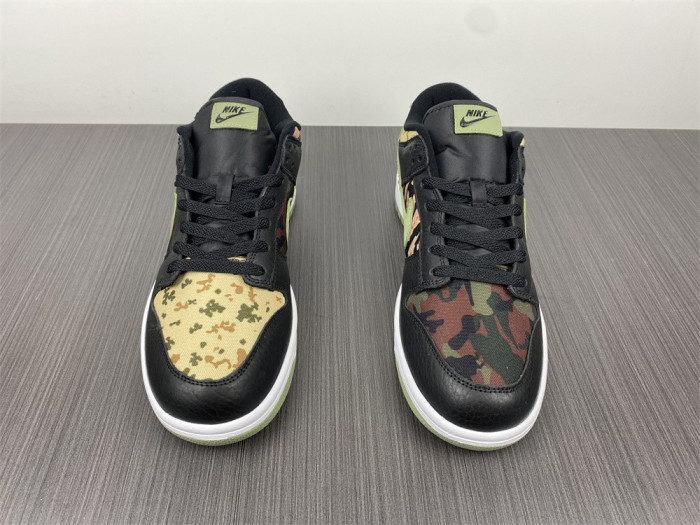 dunk low se 