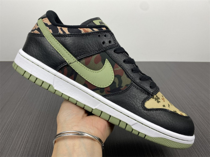 dunk low se 