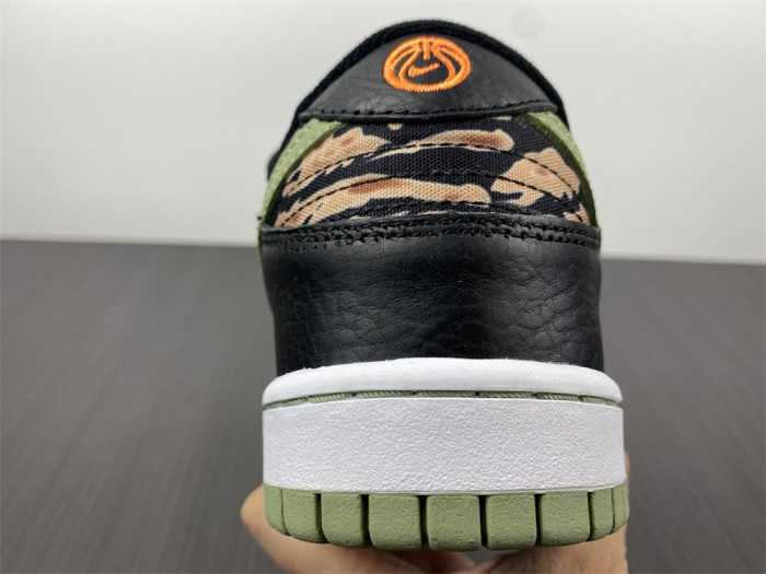 dunk low se 